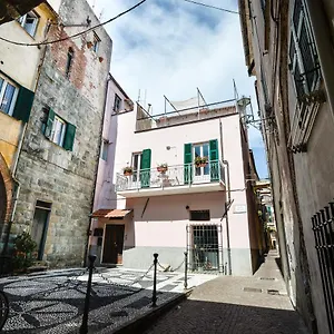 Appartamento La Zuacca, Luminoso Con Terrazzo, Noli